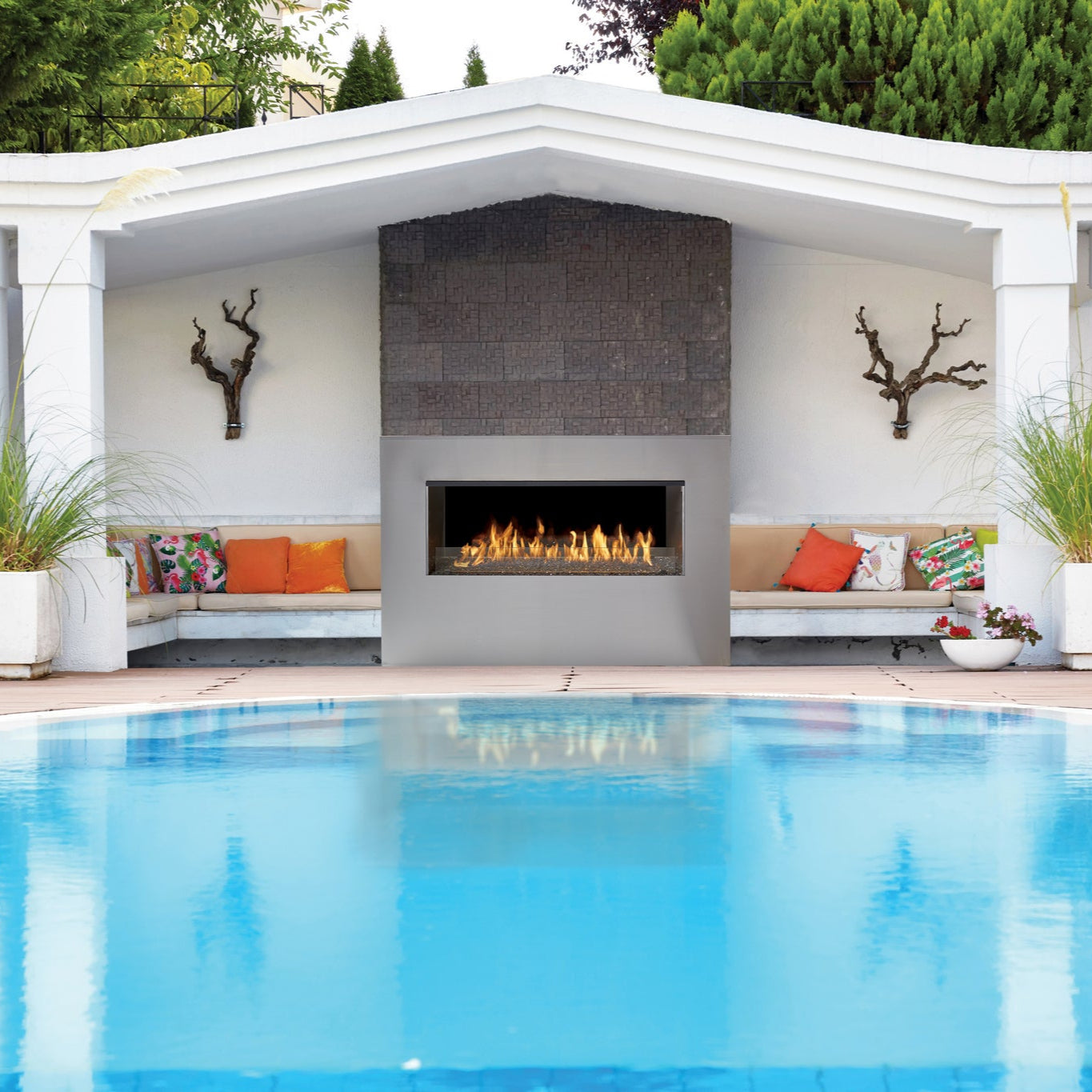 6424 Linear Outdoor Gas Fireplace