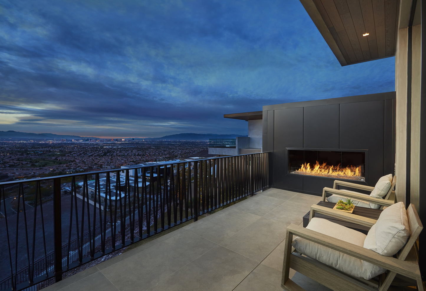 4024 Linear Outdoor Gas Fireplace